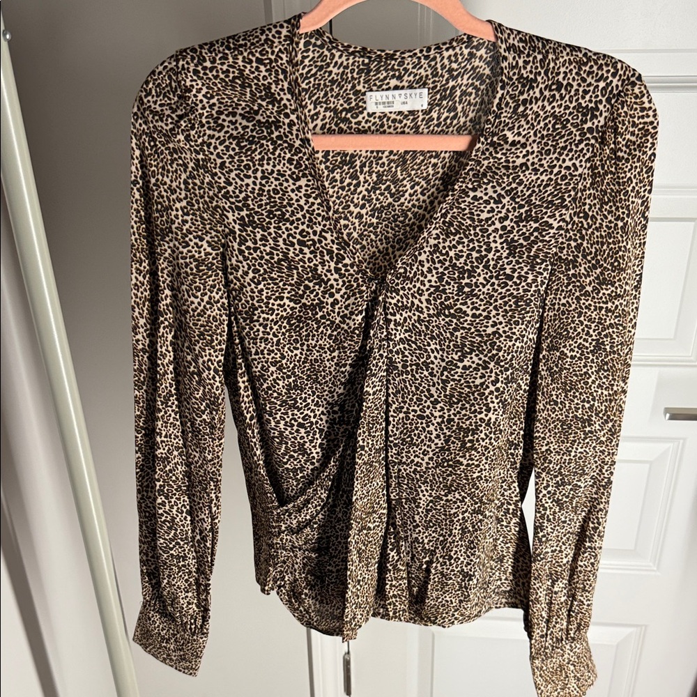 Flynn Skye Leopard Print Blouse size S